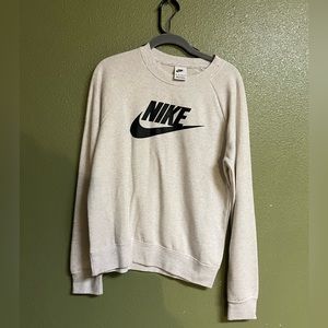 Women’s Nike Crewneck Sweatshirt